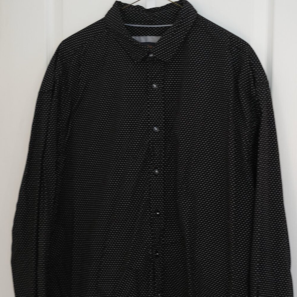 Gentlemen's Outfitters Black Polka-dot Button Up Men's Dress Shirt, Size XXL